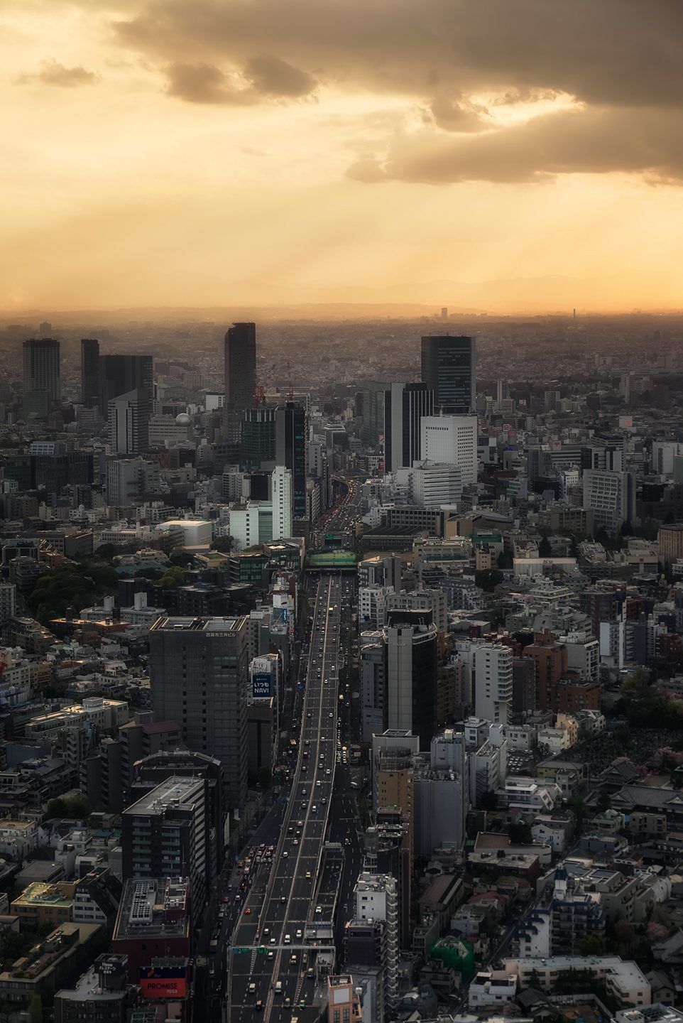 Atardecer desde la Torre Mori (Tokio - Japón). Fotografía de viaje y paisaje de ciudad.